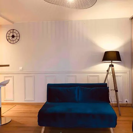 Appartamento Bright And Airy In Moulin Rouge Parigi