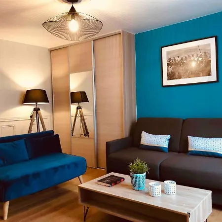 Bright And Airy In Moulin Rouge Appartamento *